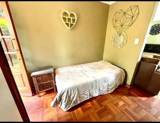 2 BEDROOM TOWNHOUSE FOR SALE IN RANGEVIEW